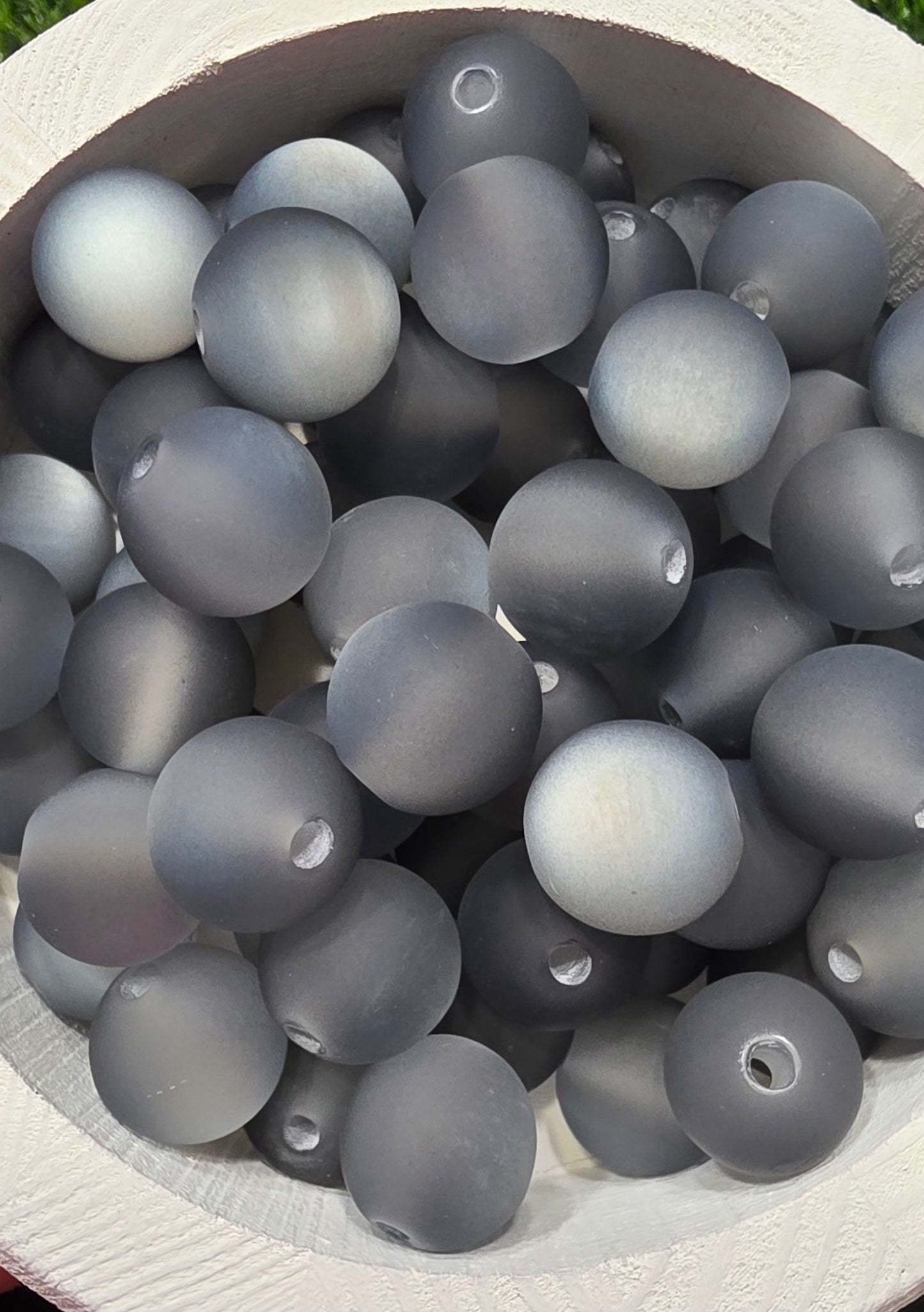 16mm frosted cat eye acrylic beads.