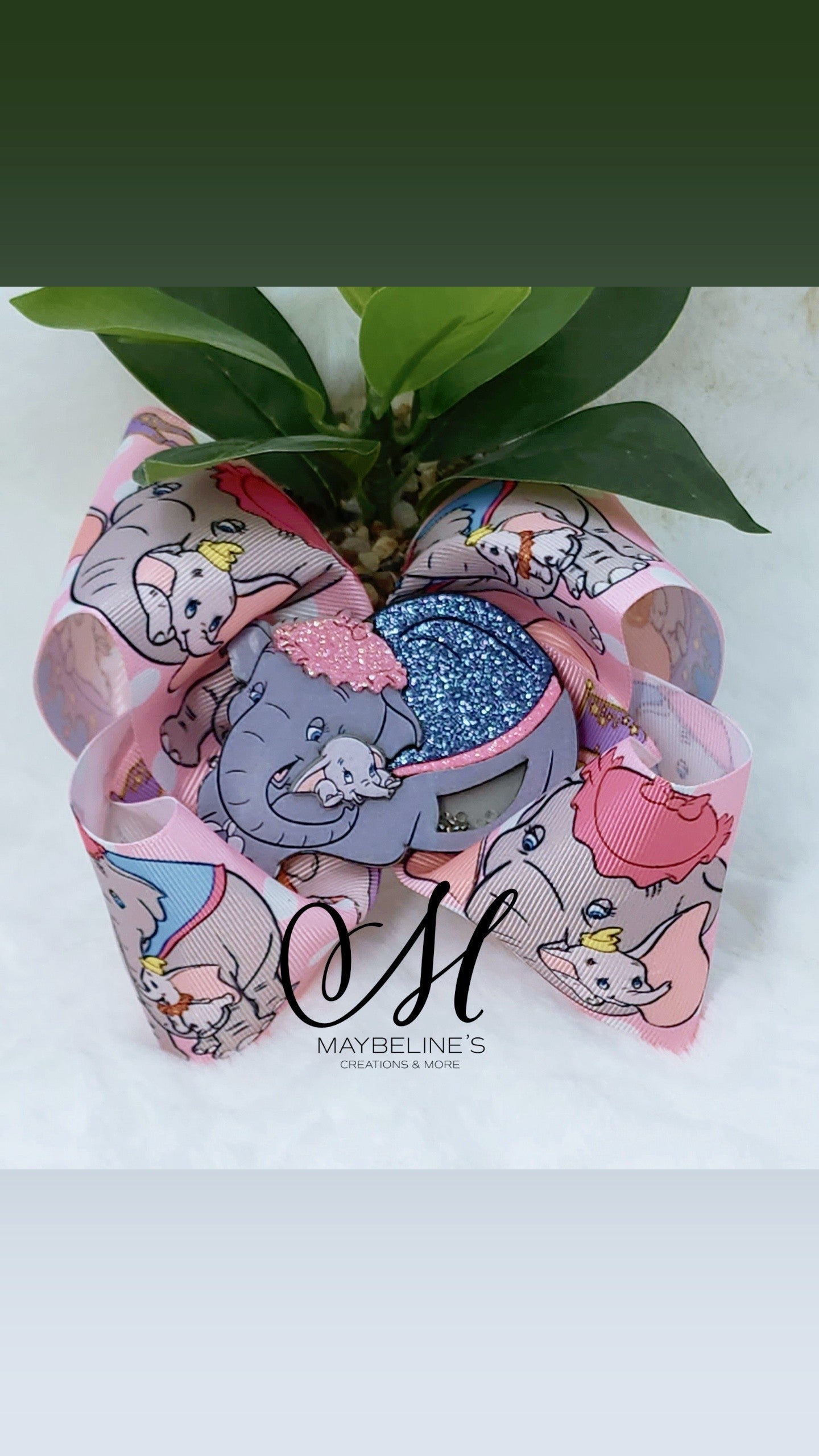 Elephant mommy with baby hairbow