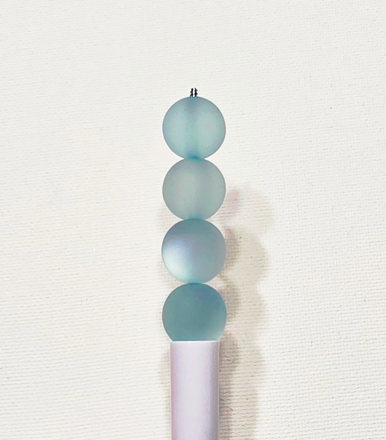 16mm frosted cat eye acrylic beads.