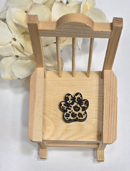 Leopard print dog paw silicone focal bead A224b