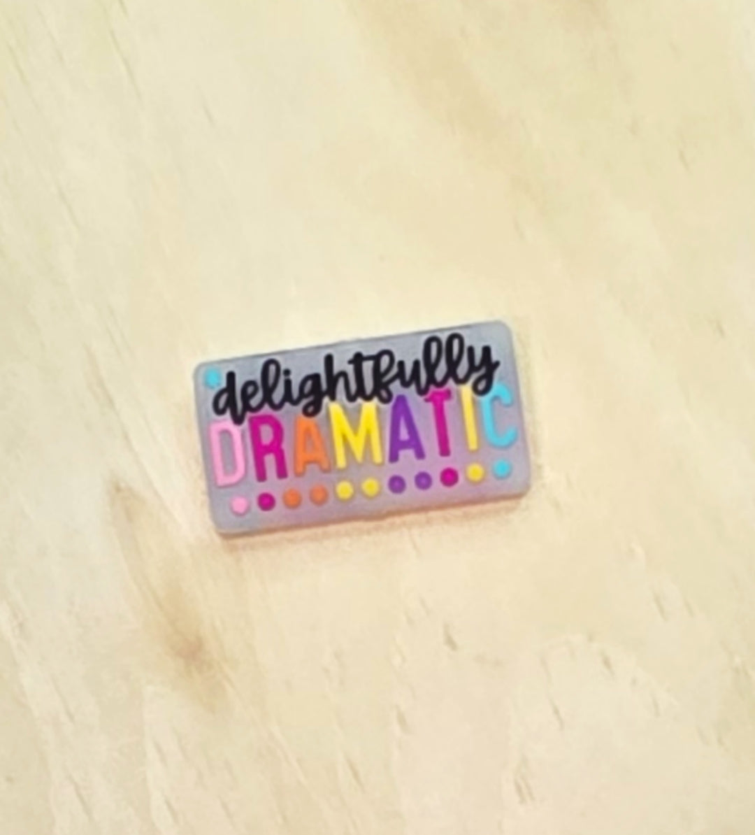 Delightfully dramatic silicone focal bead A583
