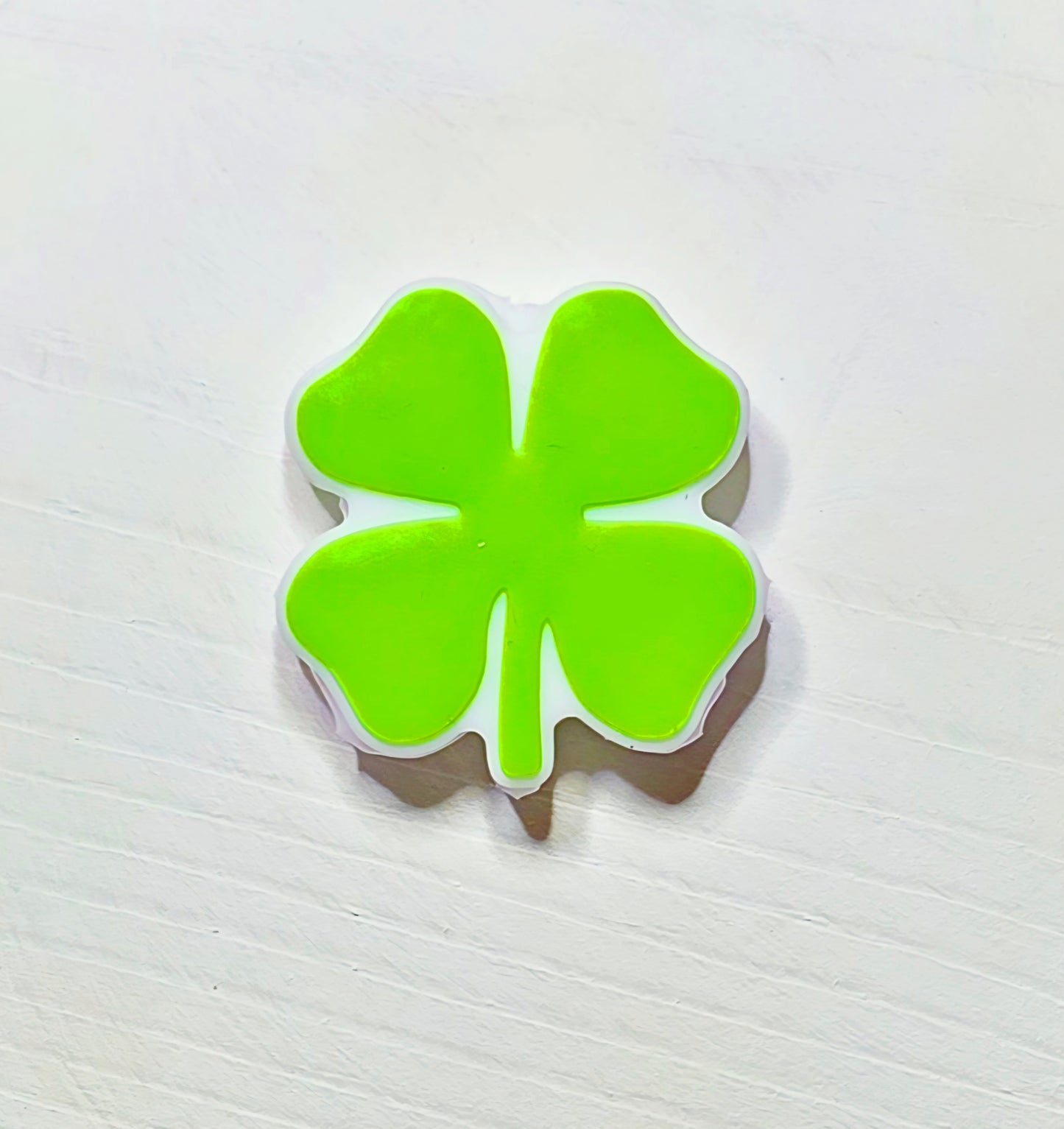 Four leaf clover silicone focal bead - A106