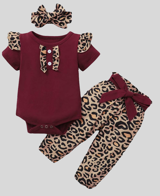 Leopard print Baby Girl pant set size 6/9 months