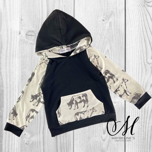 Boys Black & White Steer Hoodie with Front Pouch
Size 2T